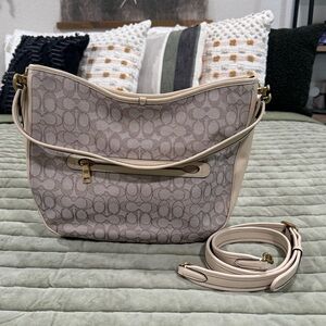Coach Carry Shoulder Bag